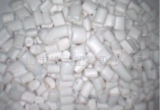 奶白注塑級再生料