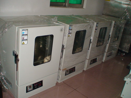 高溫試驗箱