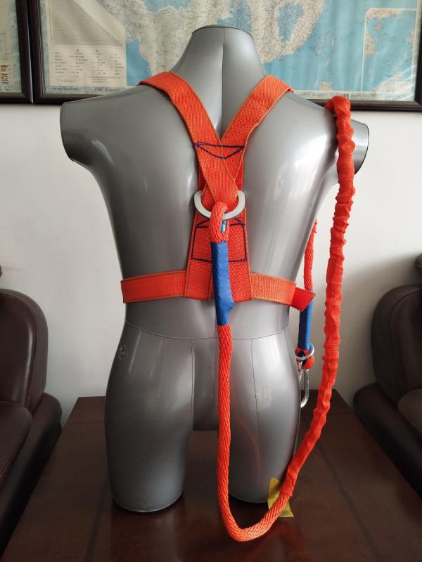 丙綸安全帶-單小鉤2米，材質：丙綸高強￥28 