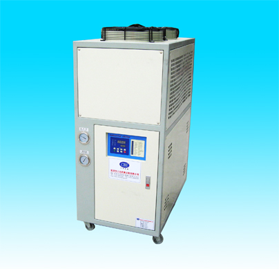 風冷式冷水機