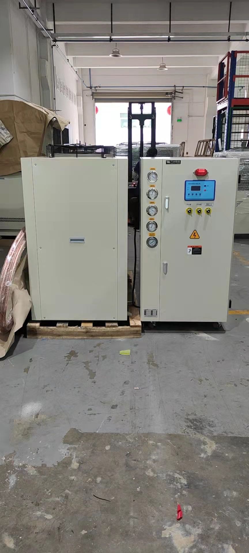 低溫強磁場物性測試配套冷水機