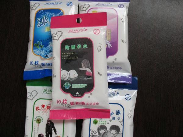 濕巾10片愛相隨係列學生濕巾防曬補水濕巾