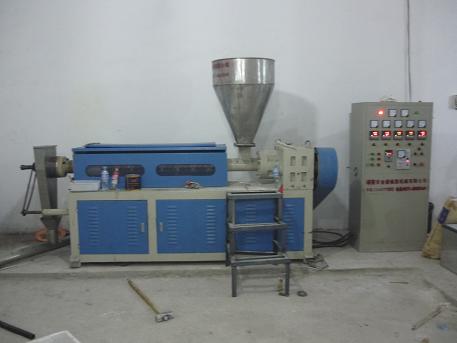 PVC塑料造粒機，PVC透明水晶鞋造粒機