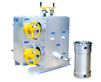 CPF-PT-C立式連續切換熔體過濾器