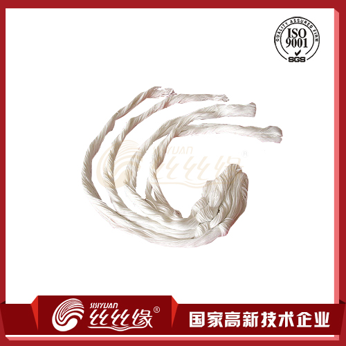 “雲帆”牌針工線(滌綸大化纖線)，滌綸短纖線