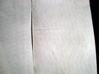 路基基層防滲用複合土工膜